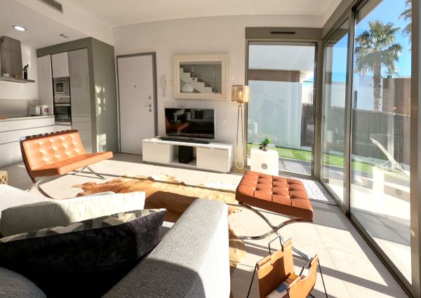 425 Villamartin Paradise