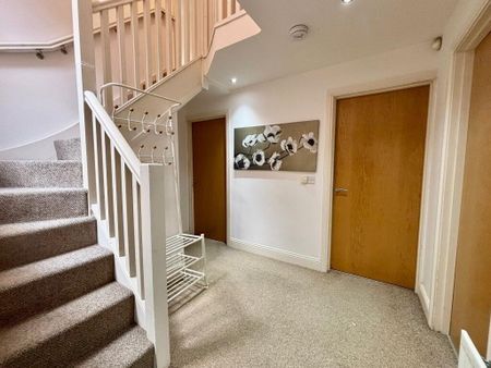 2 Bailey Manor, Dundonald, Belfast, BT16 2NZ - Photo 5