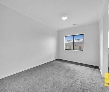 Comfort Meets Convenience in This Well-Appointed 3-Bedroom Home - Photo 5