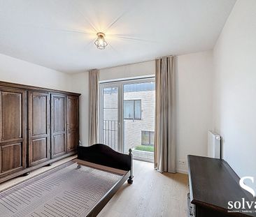 Energiezuinig appartement met 2 slaapkamers nabij het centrum - Photo 2