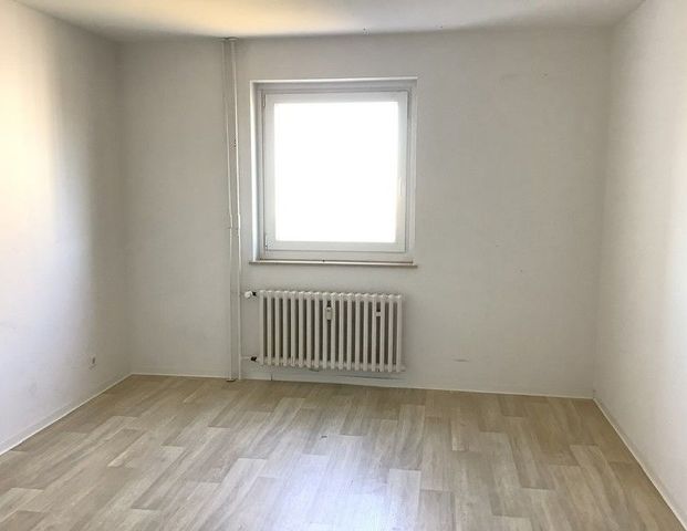 Attraktive 2 Zimmerwohnung mit Balkon zu vermieten (WBS) - Photo 1