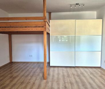 Pronájem bytu 1+1 41 m2 - Fotografie 6