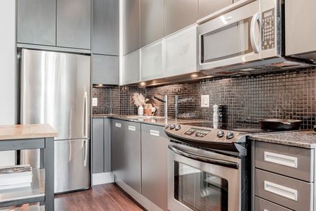 For Lease - 380 Macpherson Avenue Unit# 113, Toronto, Ontario - Photo 2