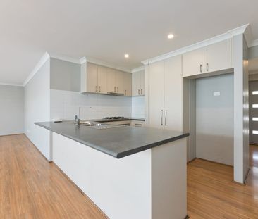 Modern, Low-Maintenance Living in Beckenham - Photo 4