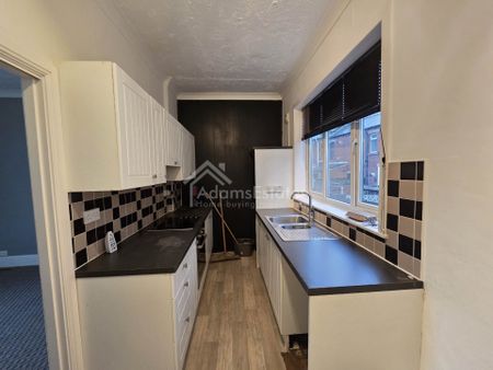 Price £850 pcm - Available Now - Unfurnished - Photo 4