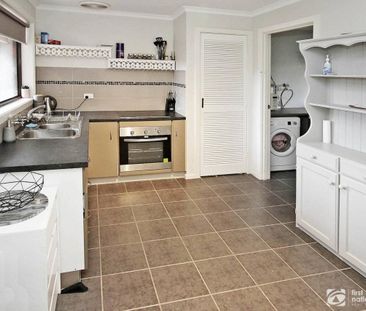 2 Bedroom Unit in the Heart of Cranbourne! - Photo 1