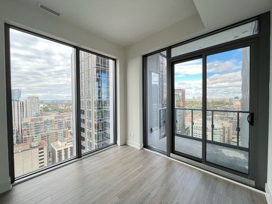 For Lease - 8 Cumberland Street Unit# 2702, Toronto, Ontario - Photo 1