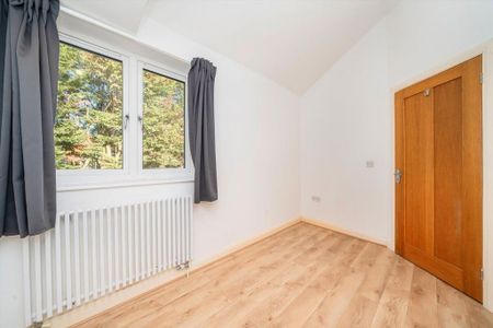 2 bedroom detached house to rent - Photo 2