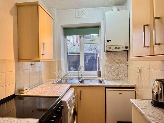 2 bedroom flat to rent - Photo 1