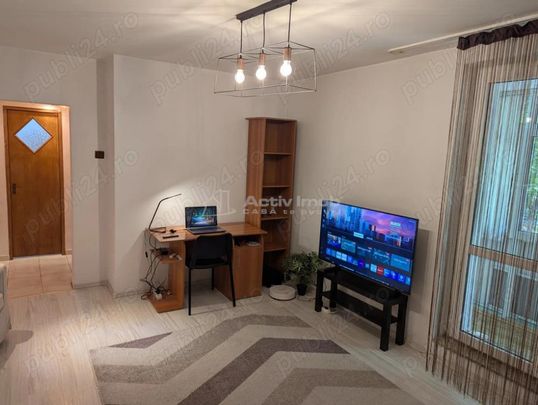 Metrou Tineretului - garsoniera - mobilata si utilata - Fotografie 1