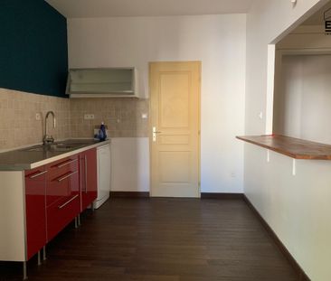 Location Appartement 3 pièces 88m² - Photo 2