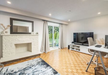 For Lease - 596 Woodbridge Avenue Unit# Lower, Vaughan, Ontario - Photo 2