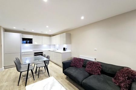 1 bedroom flat to rent - Photo 2