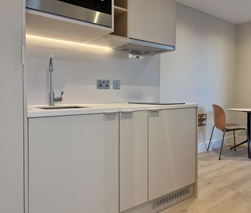 Studio to rent - Photo 3