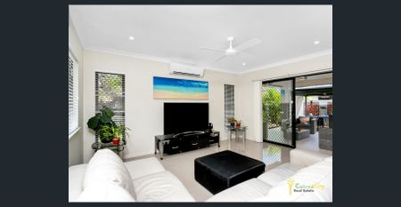 Perfect Location & 5KW SOLAR!!! - Photo 4