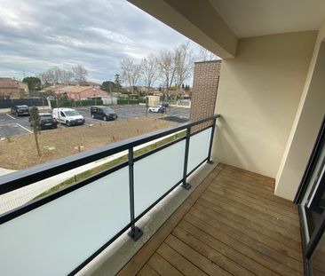 Location Appartement 2 pièces 44m² MONDONVILLE 31700 - Photo 2