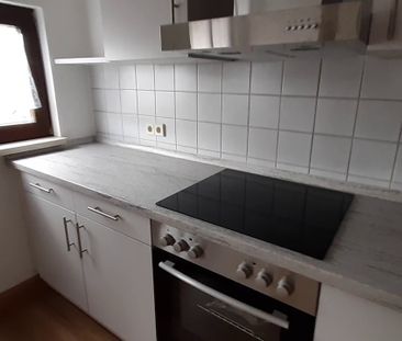 EINBAUKÜCHE INKLUSIVE! TOLLE WOHNUNG IN BERTHELSDORF ZU VERMIETEN! - Photo 5