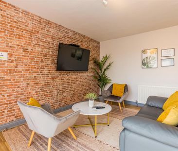 1 bedroom in a house share to rent - Photo 6