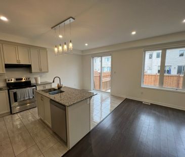 For Lease - 86 Callandar Road, Brampton, Ontario - Photo 6