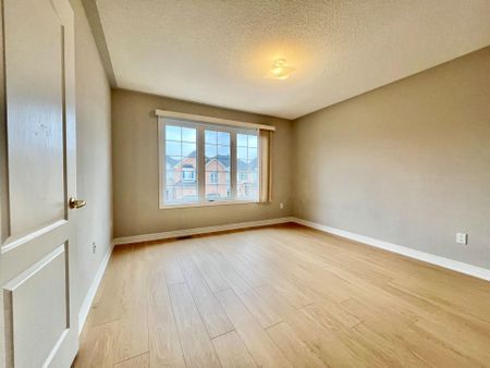 For Lease - 81 Gauguin Avenue, Vaughan, Ontario - Photo 4