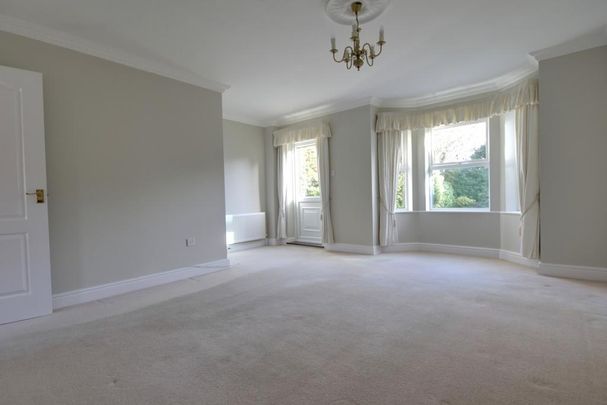 3 bedroom end of terrace house to rent - Photo 1