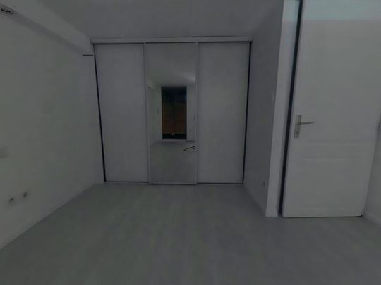 Location Appartement 4 pièces 104m² LYON 6ème - Photo 1