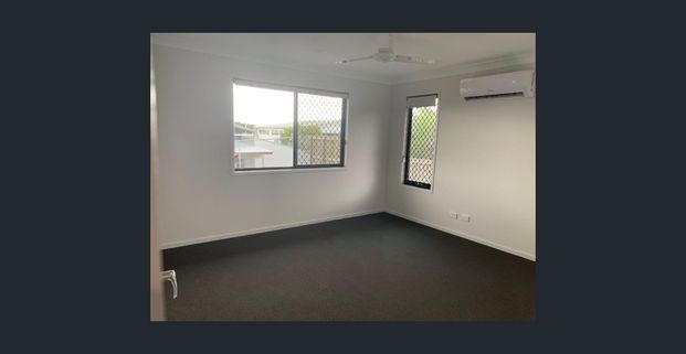 4 Bedroom plus study Home - Photo 1