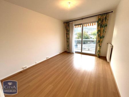 Location Appartement 4 pièces 112m² CHAMBERY 73000 - Photo 4