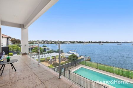 67 Llewellyn St, Rhodes, NSW 2138 - Photo 2