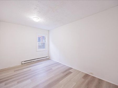 For Lease - 166 Main Street Unit# 1, Brampton, Ontario - Photo 2