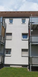 Nur mit Wohnberechtigungsschein: Sonnige 3-Zimmerwohnung mit Balkon - Photo 3