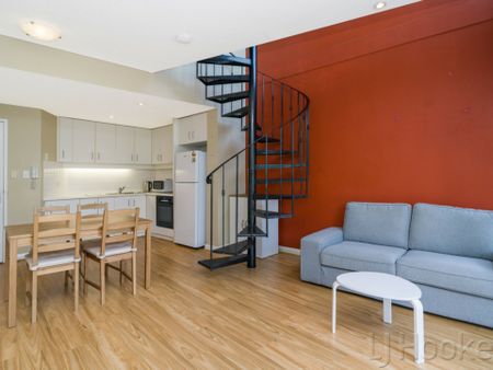 7/10 Eastbrook Terrace, East Perth - Photo 2