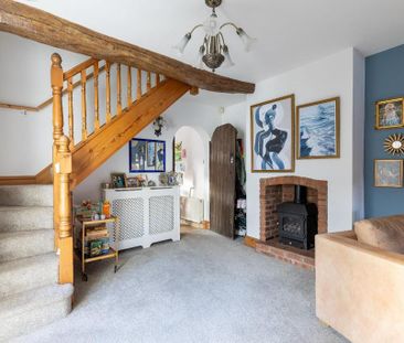 2 bedroom semi-detached house to rent - Photo 5