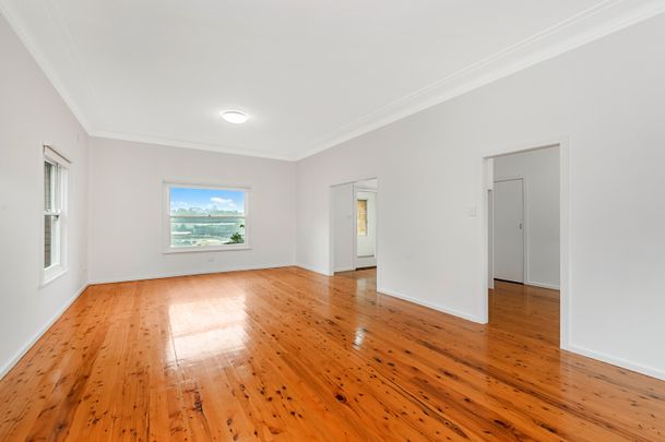 18 Pulbrook Parade, Hornsby NSW 2077 - House For Rent | Domain - Photo 1