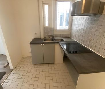 A LOUER 2/3 Pièces 48.36m²PARIS IIIème. LE MARAIS - Photo 2