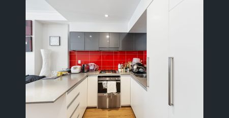 Exclusive & Private, City Living In Style - Partly Furnished - Photo 2