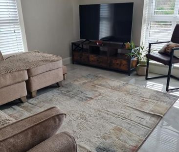 STUDENT LET 26/27, 3 3 Shellhill Square, Coleraine, BT52 2RH - Photo 1