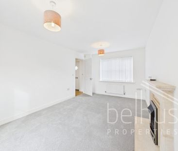 4 bedroom detached house to rent - Photo 2