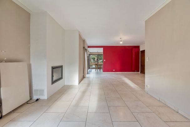 Rustig gelegen villa met ruime slaapkamers te Sint-Niklaas - Photo 1