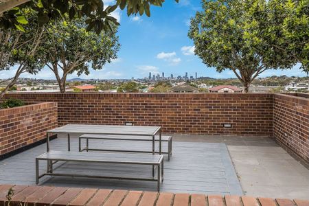 The Perfect Combination of Modern City Living & Convenience! - Photo 2