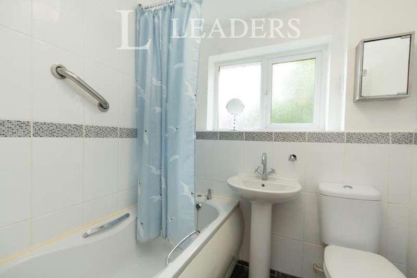 Chantry Mews, Basingstoke, RG22 - Photo 1