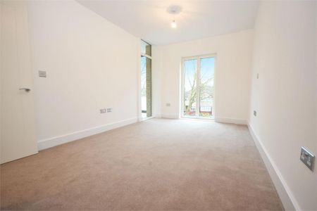 Fraser Nash Close, Isleworth - 1 bedroomProperty for lettings - Chasebuchanan - Photo 4