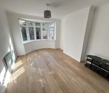 3 bedroom end of terrace house to rent - Photo 2