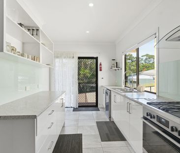 Furnished Two-Bedroom Granny Flat in Convenient Location - Photo 4