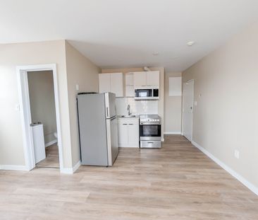 5824 Main Street (A) - Bachelor Apartment - Photo 3