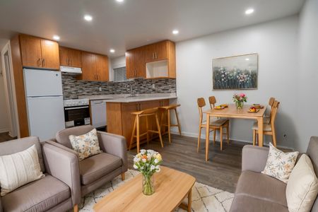 For Lease - 227 Beverley Street, Toronto, Ontario - Photo 3