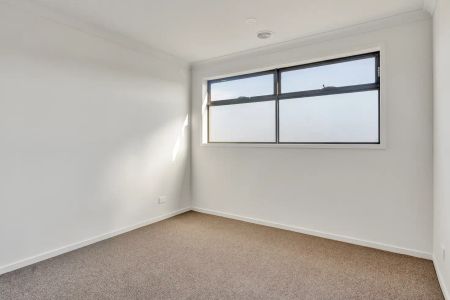“Modern Townhouse in Jubilee, Wyndham Vale” - Photo 3