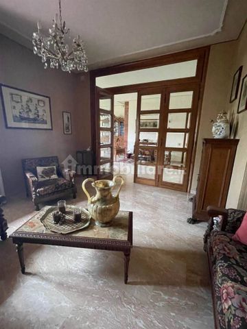 Appartamento buono stato, secondo piano, Centro, Certaldo - Photo 3