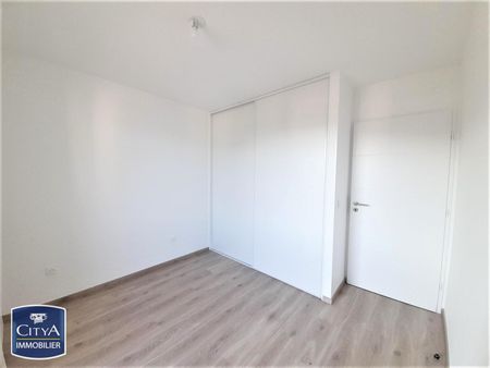 Location Appartement 3 pièces 62m² CHAMALIERES 63400 - Photo 2
