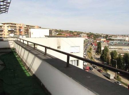 Apartament 2 camere, 47 mp, semidecomandat, zona Petrom - Photo 3